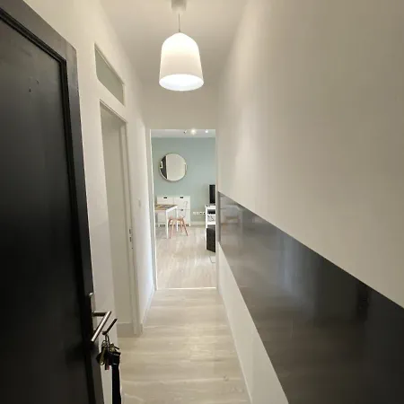 Le Deodat - T2 Proche Arenes Apartment